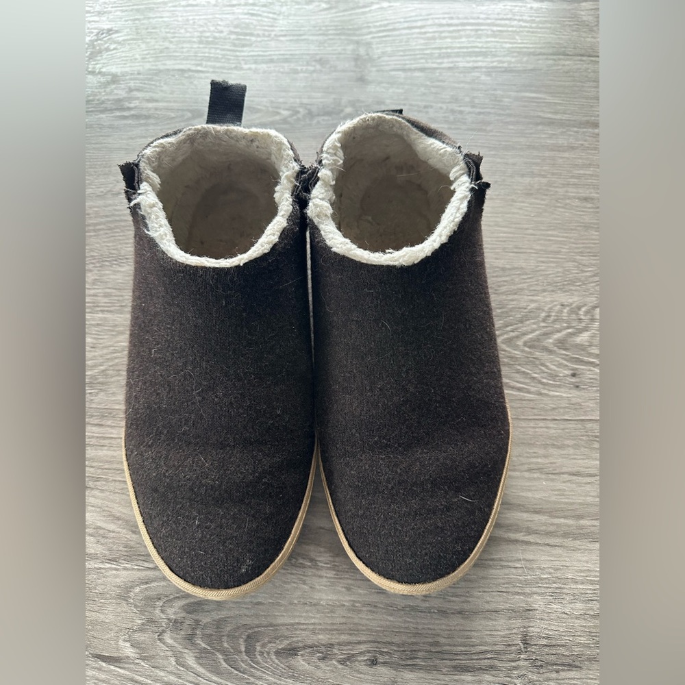 Xtra Tuff slippers